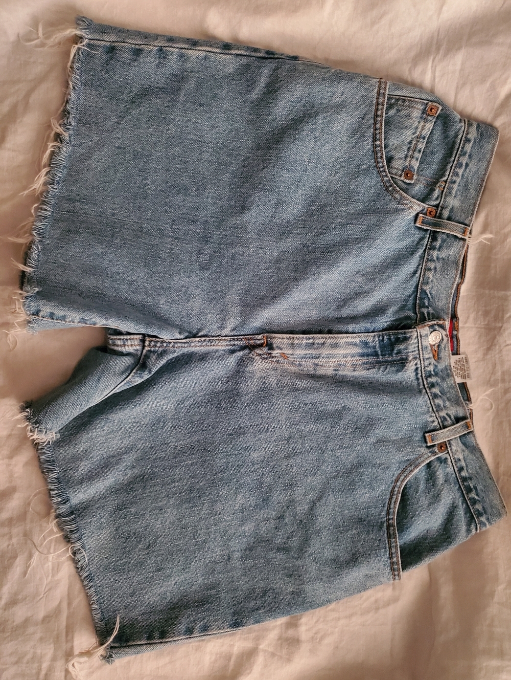 Levis Womens 550 Cutoff Shorts 18
